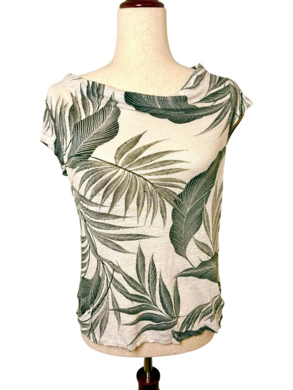 Tahari Cream Green Palm Leaf 100% Linen Cowl Neck Top Size Small
